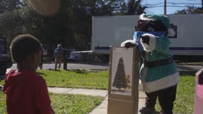 Lowe's - Home for the Holidays
